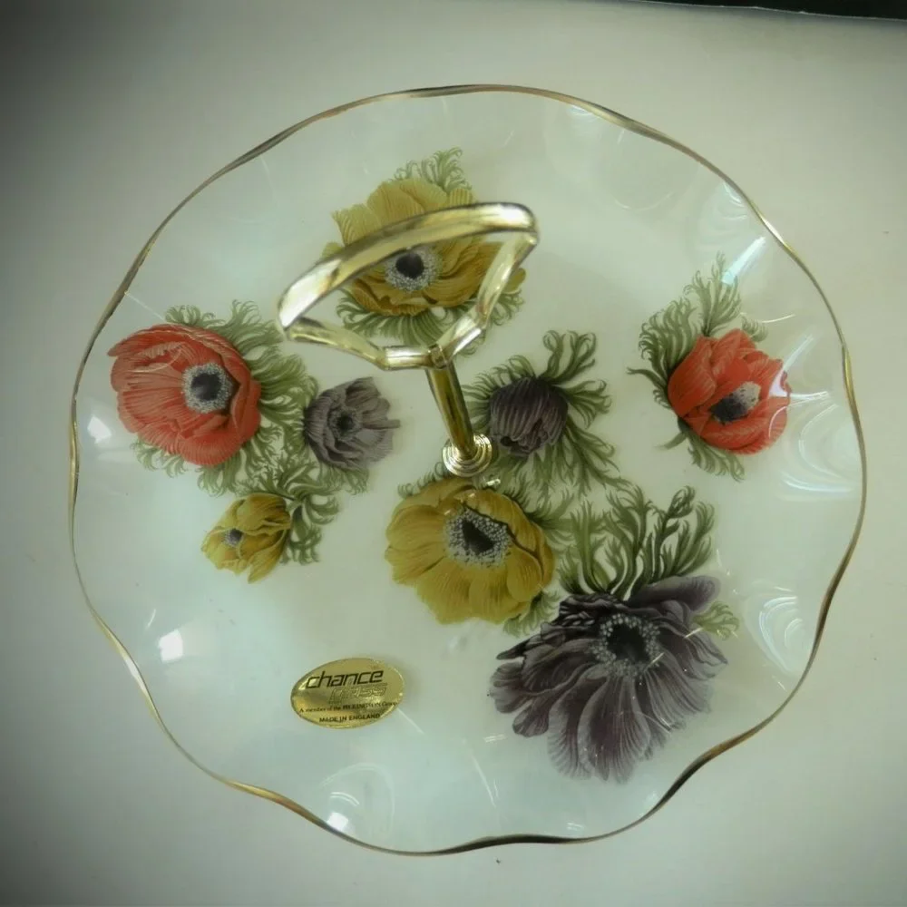 Chance Glass Dessert Plate Dish - 1960s - Anemone Made in England Poppies - Picture 5 of 8